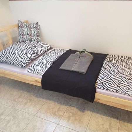 Azure House Aparthotel Keszthely Ngoại thất bức ảnh