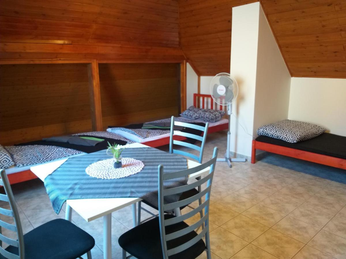 Azure House Aparthotel Keszthely Ngoại thất bức ảnh