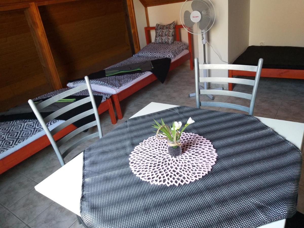 Azure House Aparthotel Keszthely Ngoại thất bức ảnh