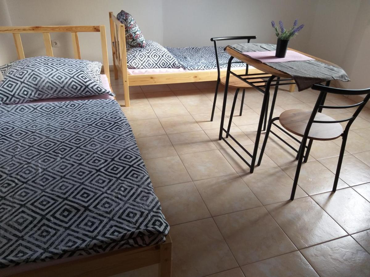 Azure House Aparthotel Keszthely Ngoại thất bức ảnh