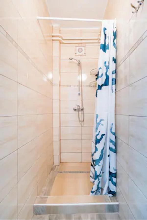 Azure House Aparthotel Keszthely Ngoại thất bức ảnh