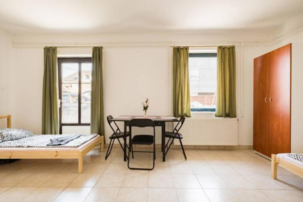 Azure House Aparthotel Keszthely Ngoại thất bức ảnh