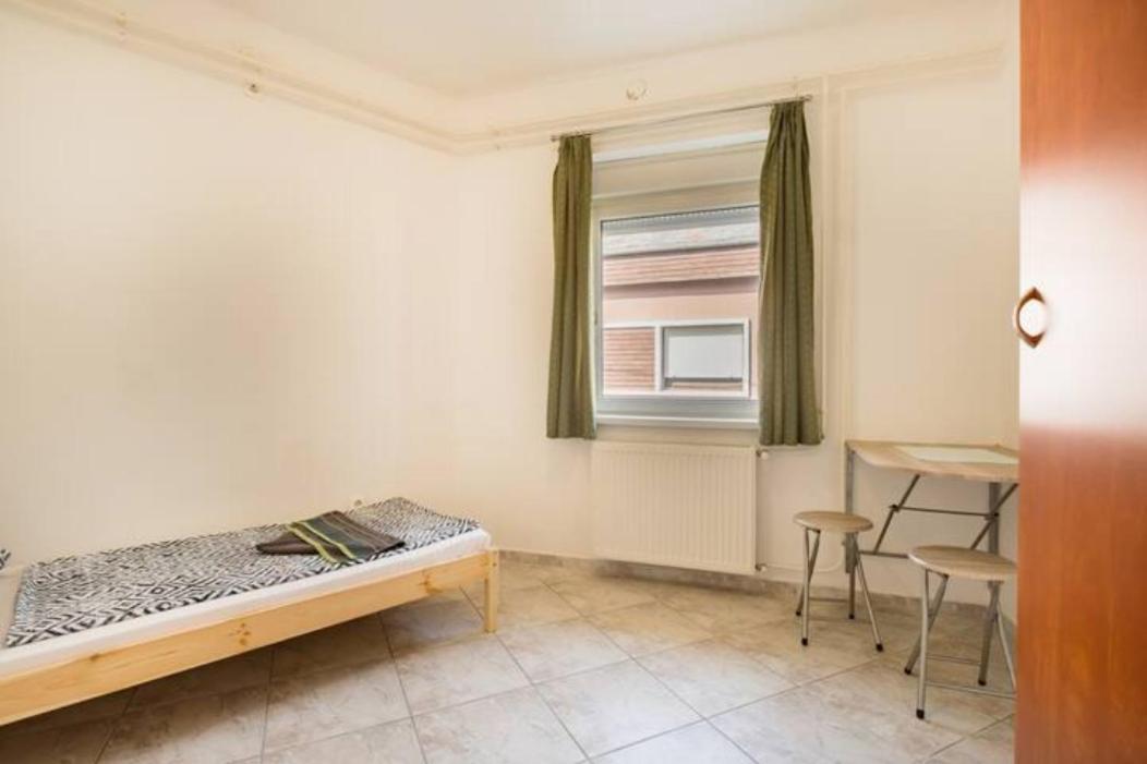 Azure House Aparthotel Keszthely Ngoại thất bức ảnh